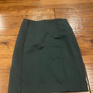 Lululemon Dark Green Skirt Size 4